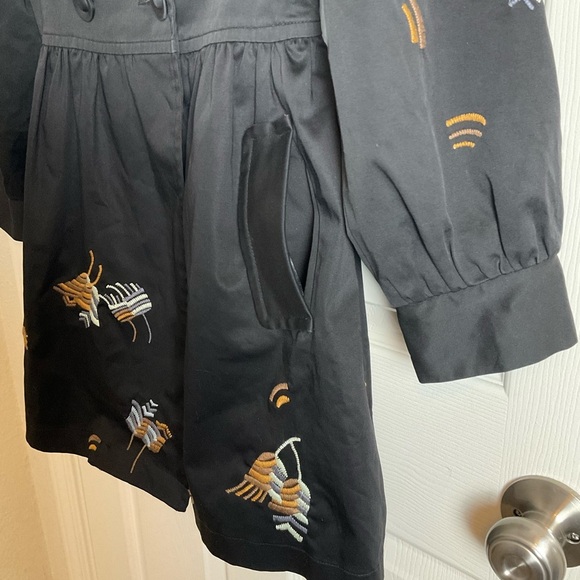 Woman’s Black Embroidered Coat with pockets size small - Picture 6 of 11